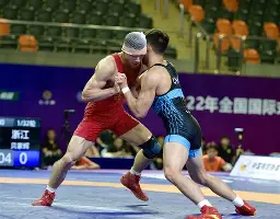 摔跤赛场再起风云:东城青龙队失利滇池火狐队,赛场气氛火爆节奏掌控在手-九游体育下载