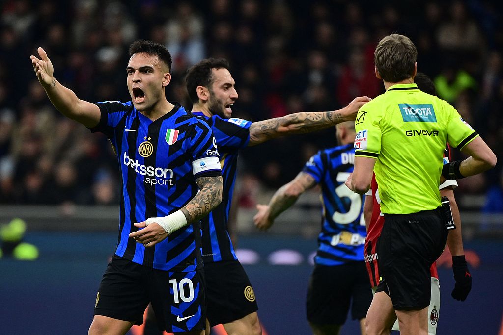 冲刺阶段国际米兰备战社区盾,队长鼓劲细节曝光,态度坚定,更衣室氛围转暖-九游app下载